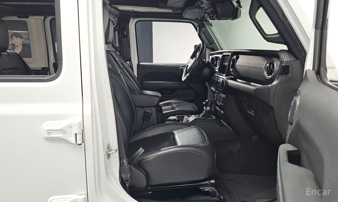 Wrangler (JL)2.0 Overland Power Top 4 Door 12