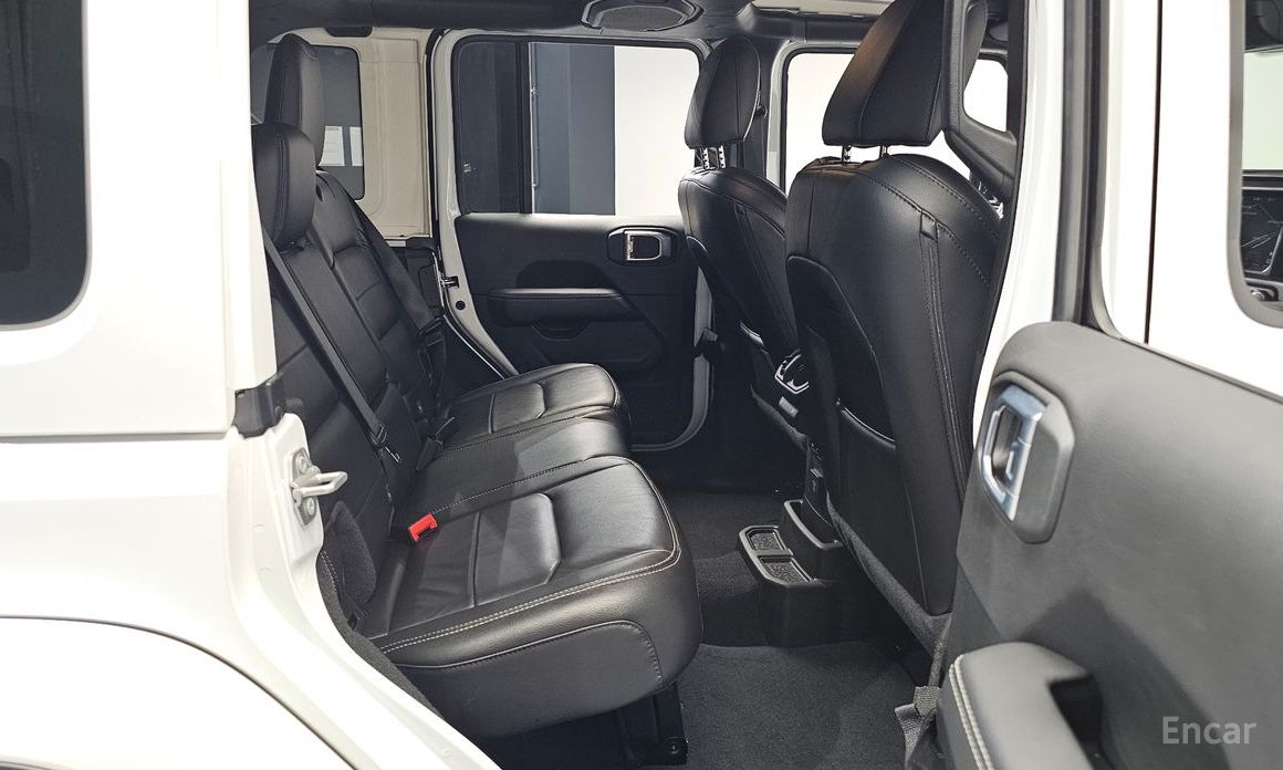 Wrangler (JL)2.0 Overland Power Top 4 Door 13