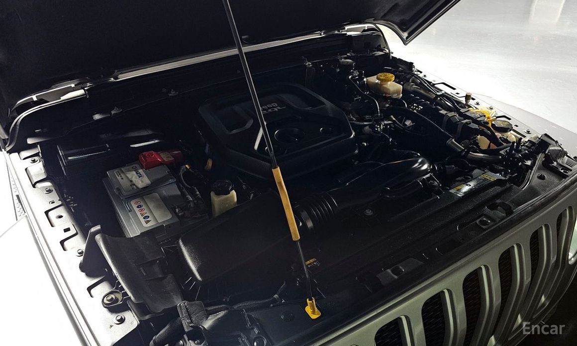 Wrangler (JL)2.0 Overland Power Top 4 Door 7