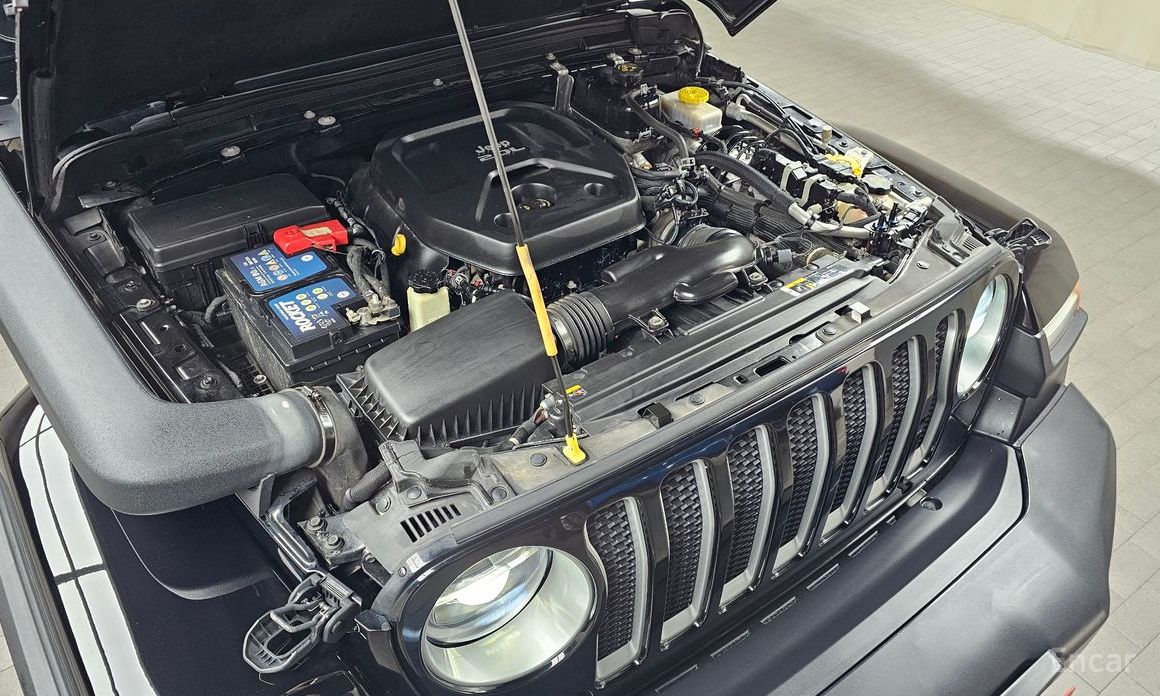 Wrangler (JL)2.0 Overland Power Top 4 Door 7