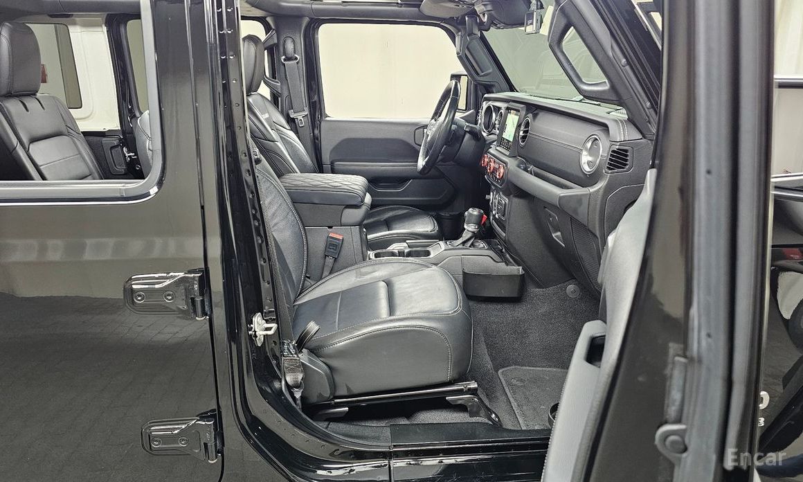 Wrangler (JL)2.0 Overland Power Top 4 Door 12