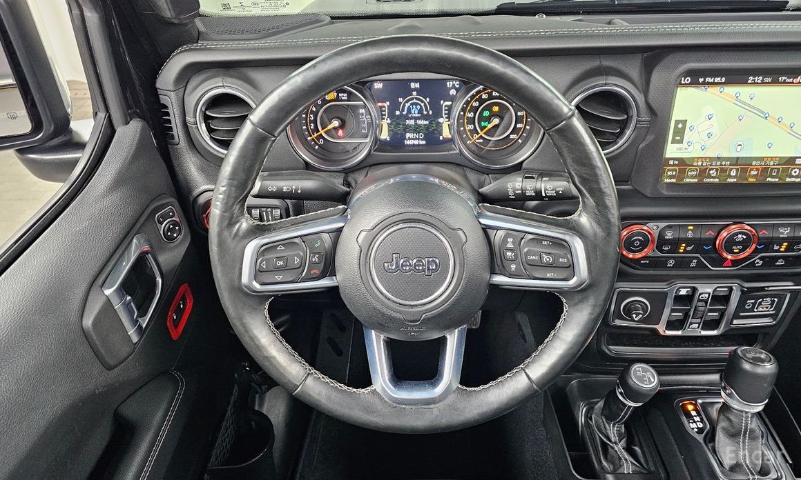 Wrangler (JL)2.0 Overland Power Top 4 Door 14