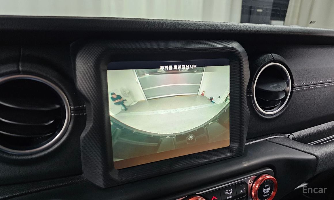 Wrangler (JL)2.0 Overland Power Top 4 Door 17