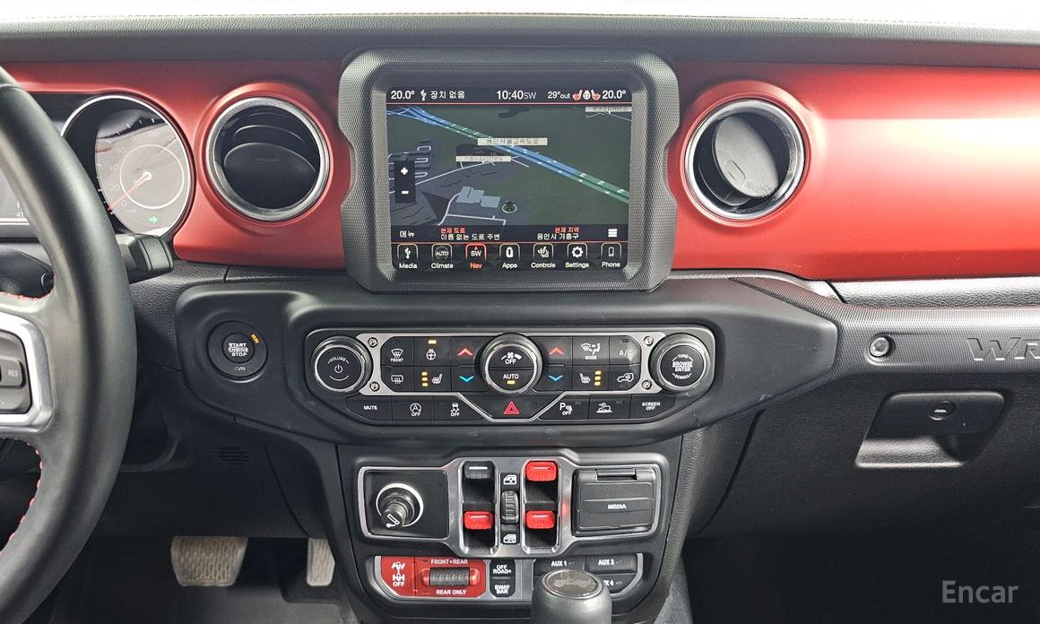 Wrangler (JL)2.0 Rubicon Power Top 4 Door China Manufacturer 17