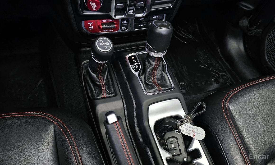 Jeep Wrangler (JL)2.0 Rubicon Power Top 4 Door China Manufacturer №10