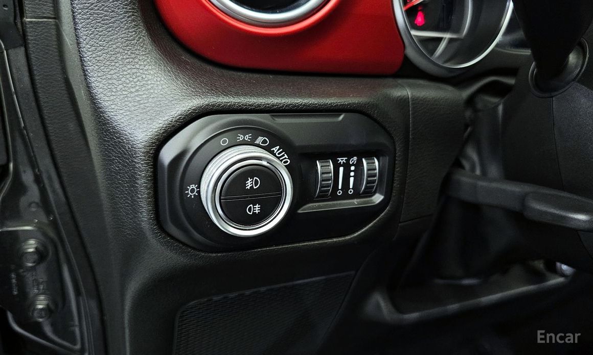 Jeep Wrangler (JL)2.0 Rubicon Power Top 4 Door China Manufacturer №15
