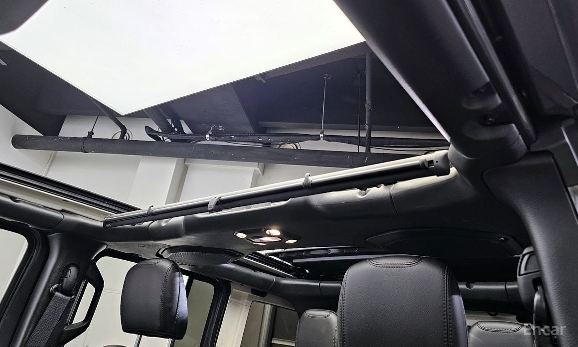 Jeep Wrangler (JL)2.0 Rubicon Power Top 4 Door China Manufacturer №21