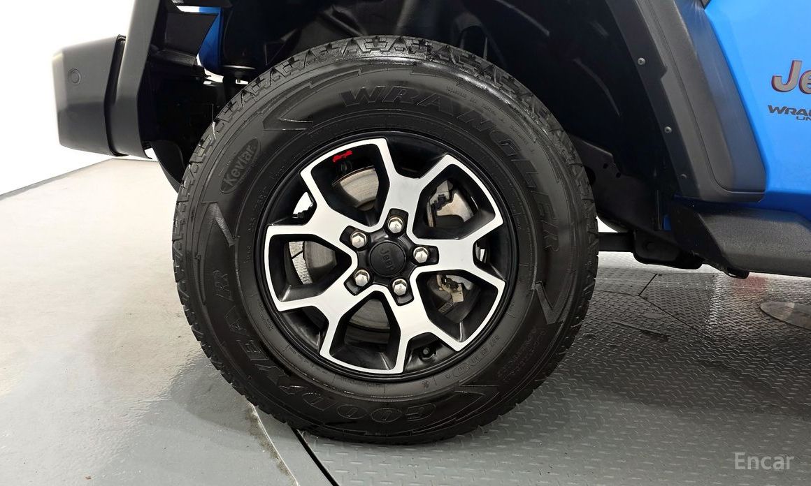 Jeep Wrangler (JL)2.0 Rubicon Power Top 4 Door China Manufacturer №6