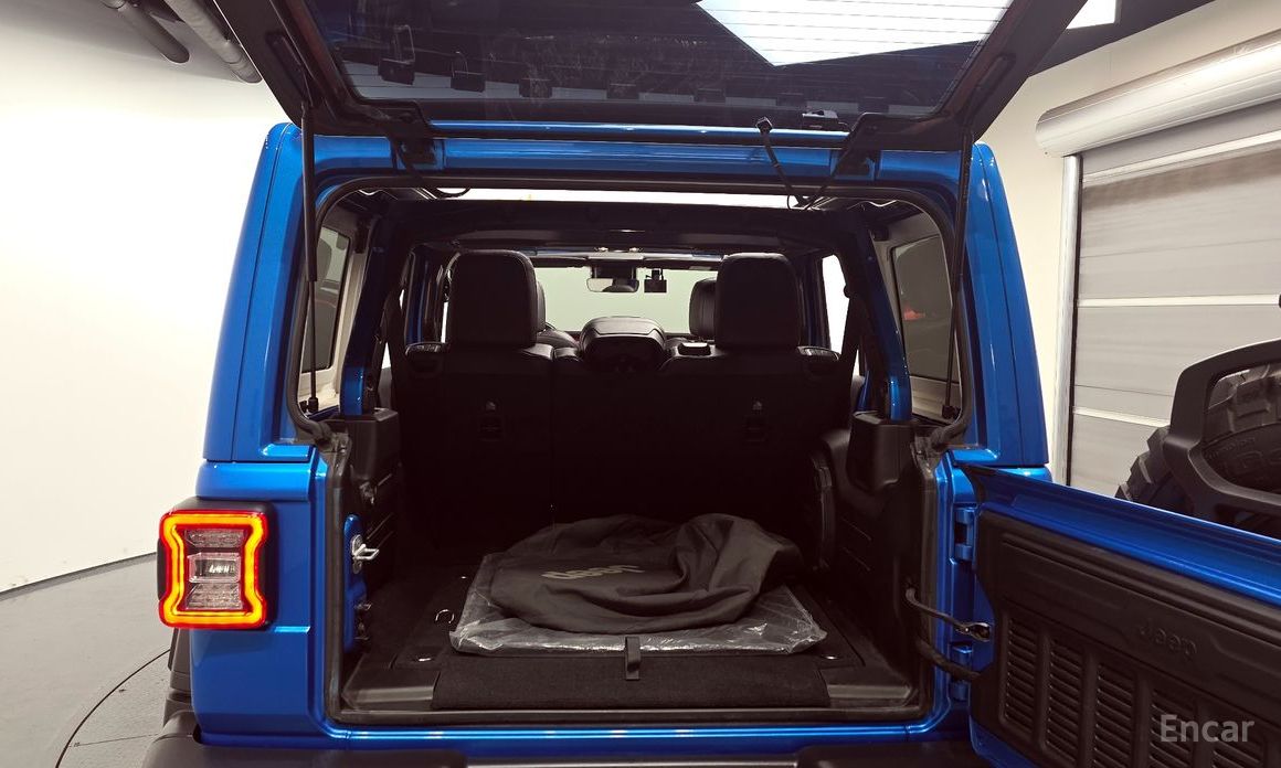 Jeep Wrangler (JL)2.0 Rubicon Power Top 4 Door China Manufacturer №21