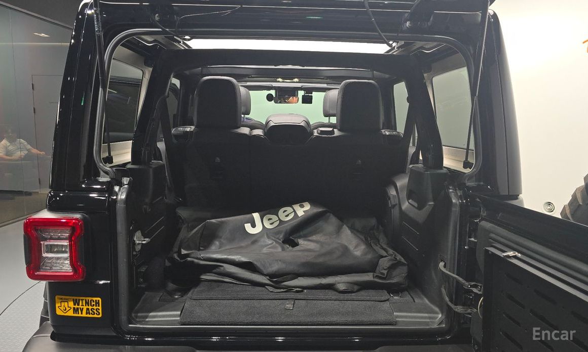 Wrangler (JL)2.0 Rubicon Power Top 4 Door China Manufacturer 21