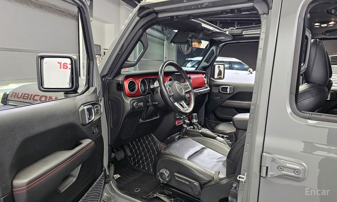 Wrangler (JL)2.0 Rubicon Power Top 4 Door China Manufacturer 11