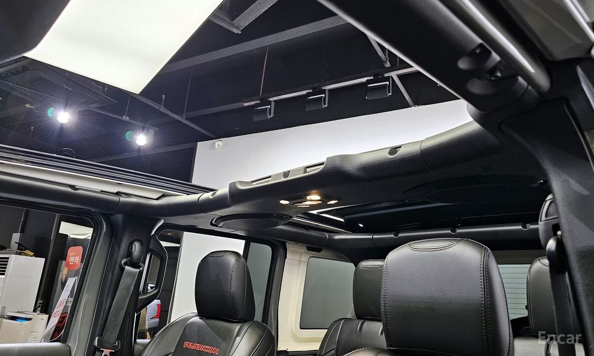Wrangler (JL)2.0 Rubicon Power Top 4 Door China Manufacturer 21