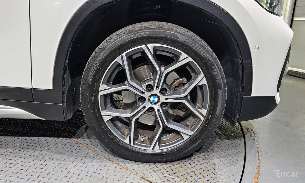 BMW X1 (F48)xDrive 18d xLine №6