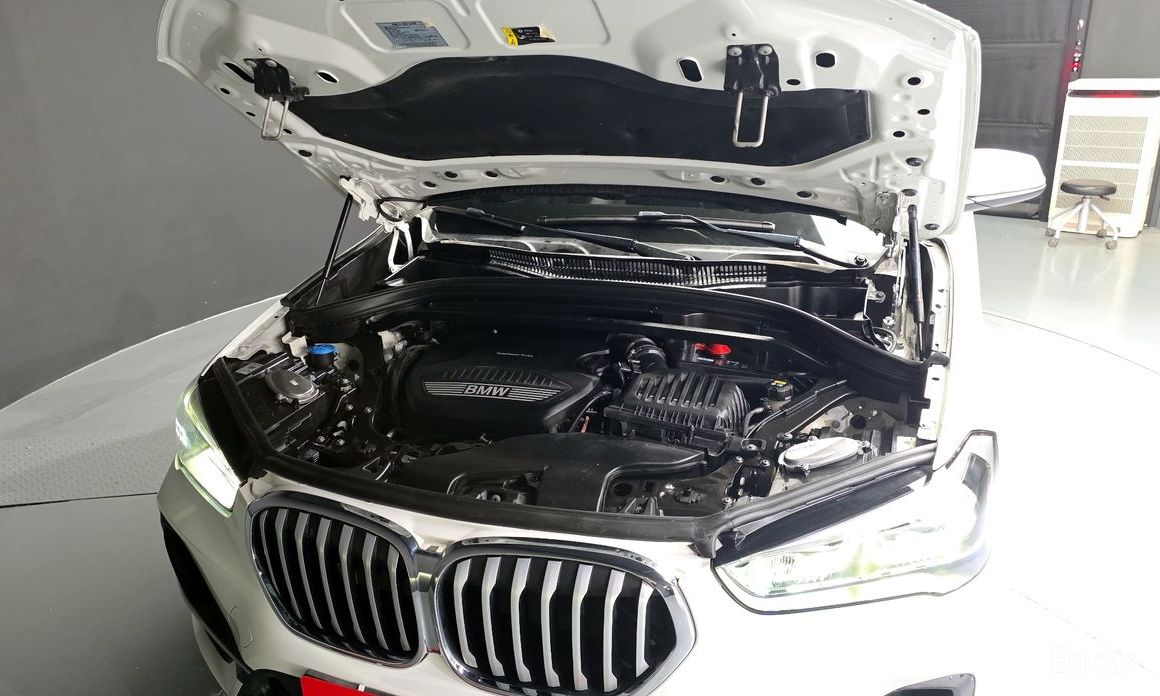 X1 (F48)xDrive 18d xLine 7
