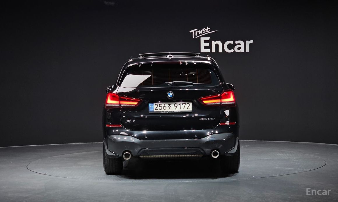 X1 (F48)xDrive 20i M Sport 5