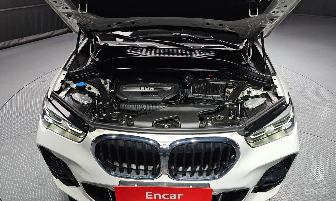 BMW X1 (F48)xDrive 20i M Sport №7
