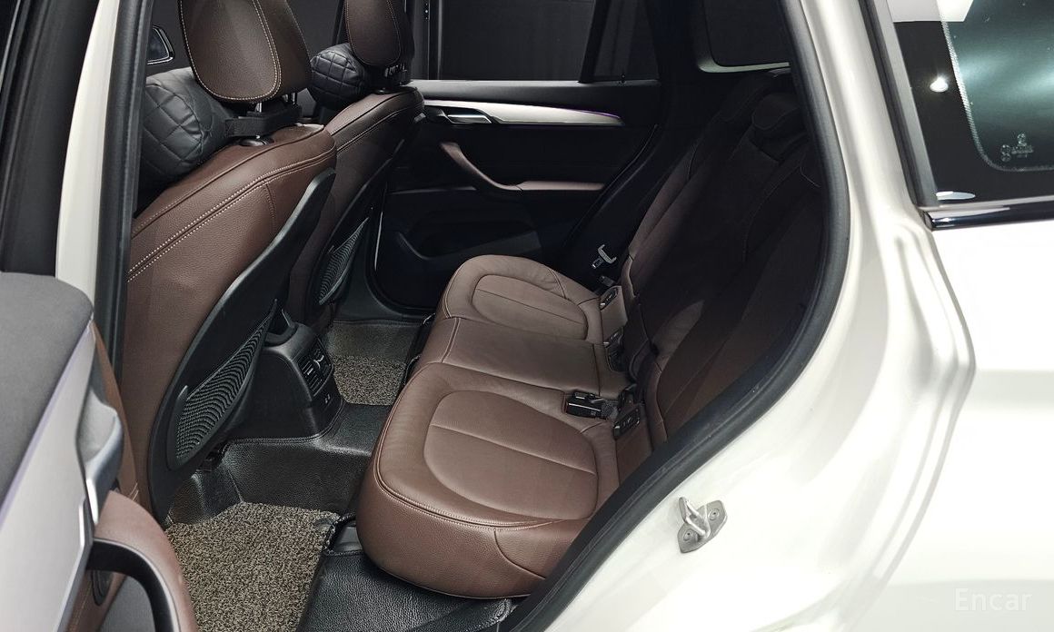 BMW X1 (F48)xDrive 20i M Sport №13