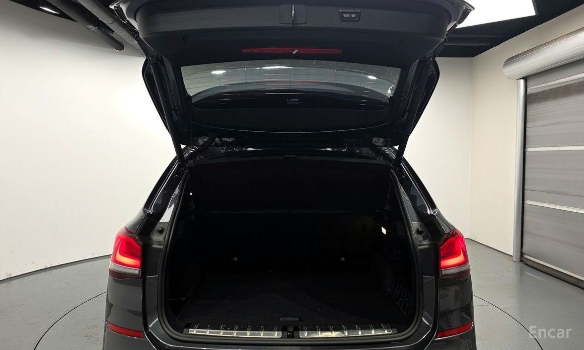 X1 (F48)xDrive 20i M Sport 21