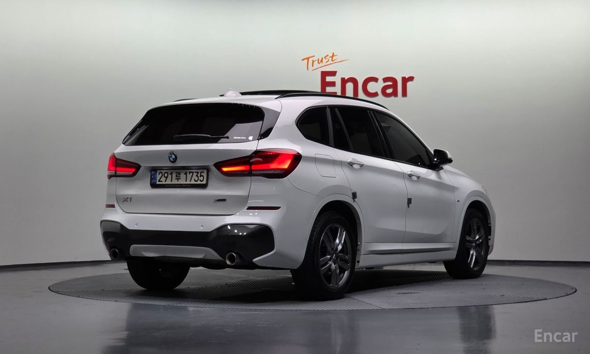 X1 (F48)xDrive 20i M Sport 3