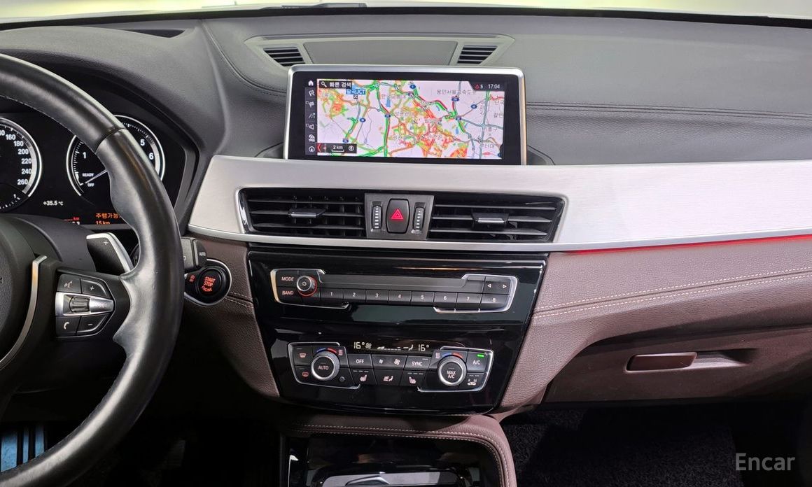 X1 (F48)xDrive 20i M Sport 15