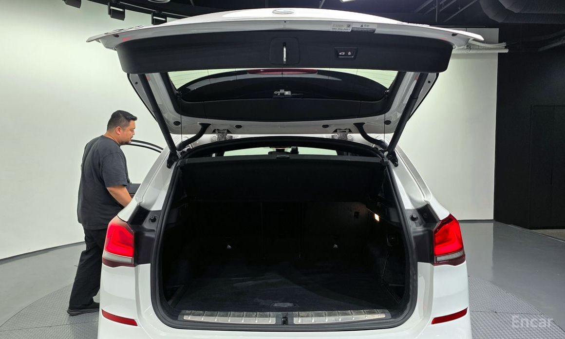 X1 (F48)xDrive 20i M Sport 21