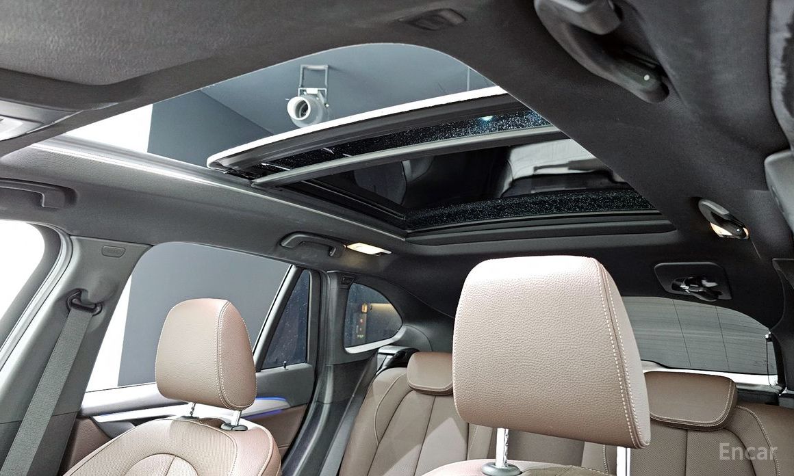 X1 (F48)xDrive 20i M Sport 20