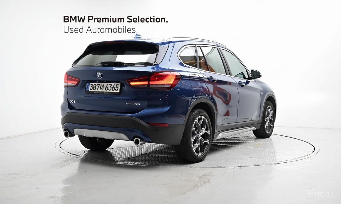 BMW X1 (F48)xDrive 20i xLine №3