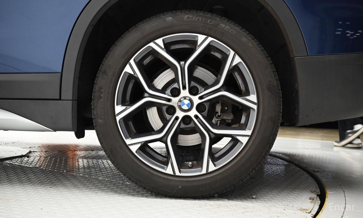 BMW X1 (F48)xDrive 20i xLine №6