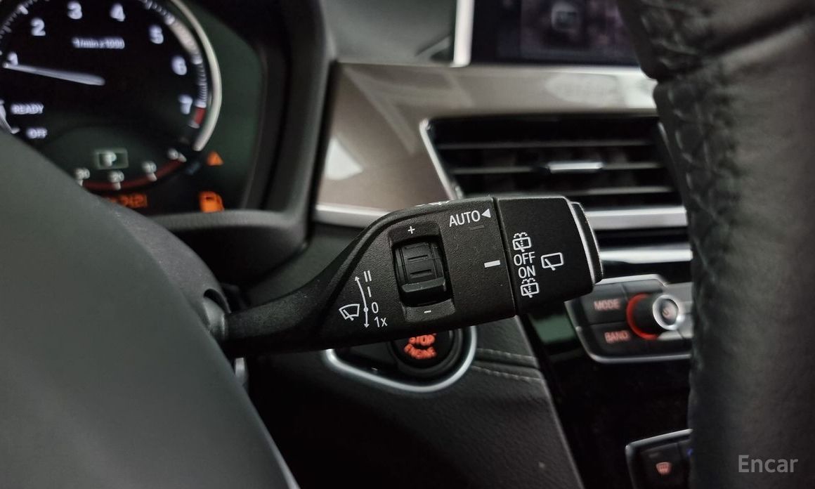 X1 (F48)xDrive 20i xLine 20