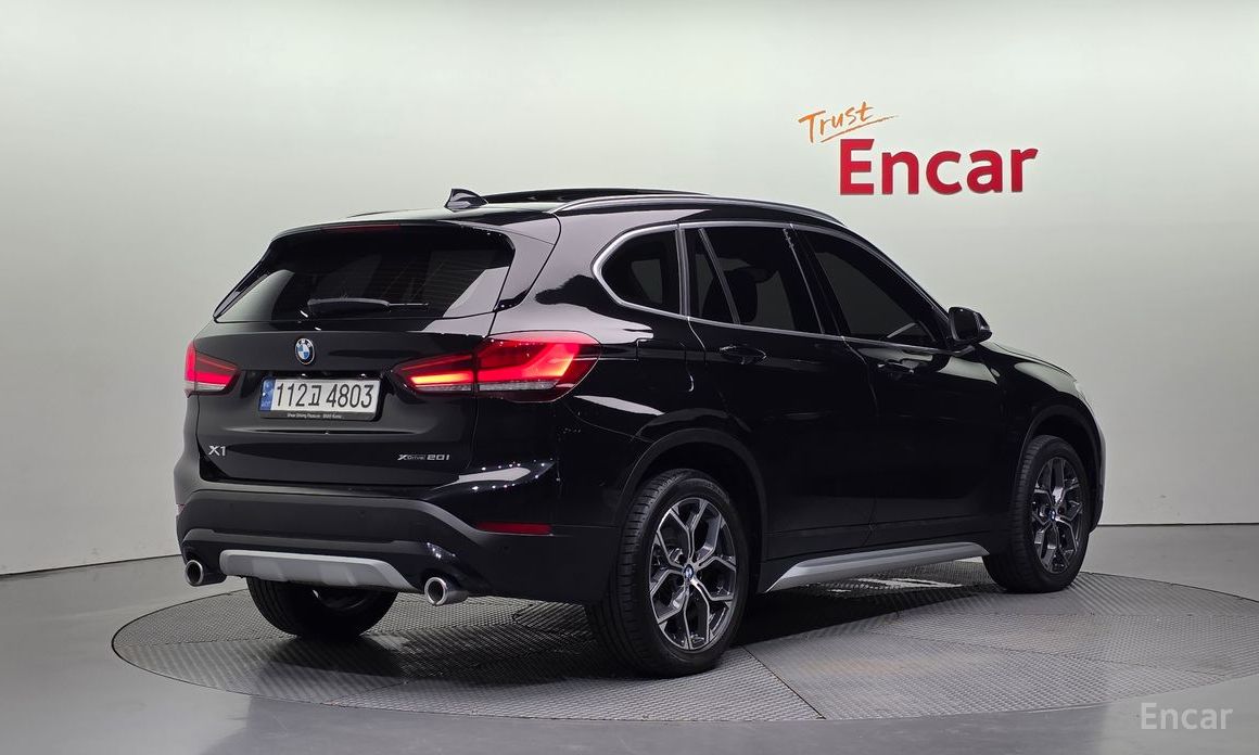 X1 (F48)xDrive 20i xLine 3