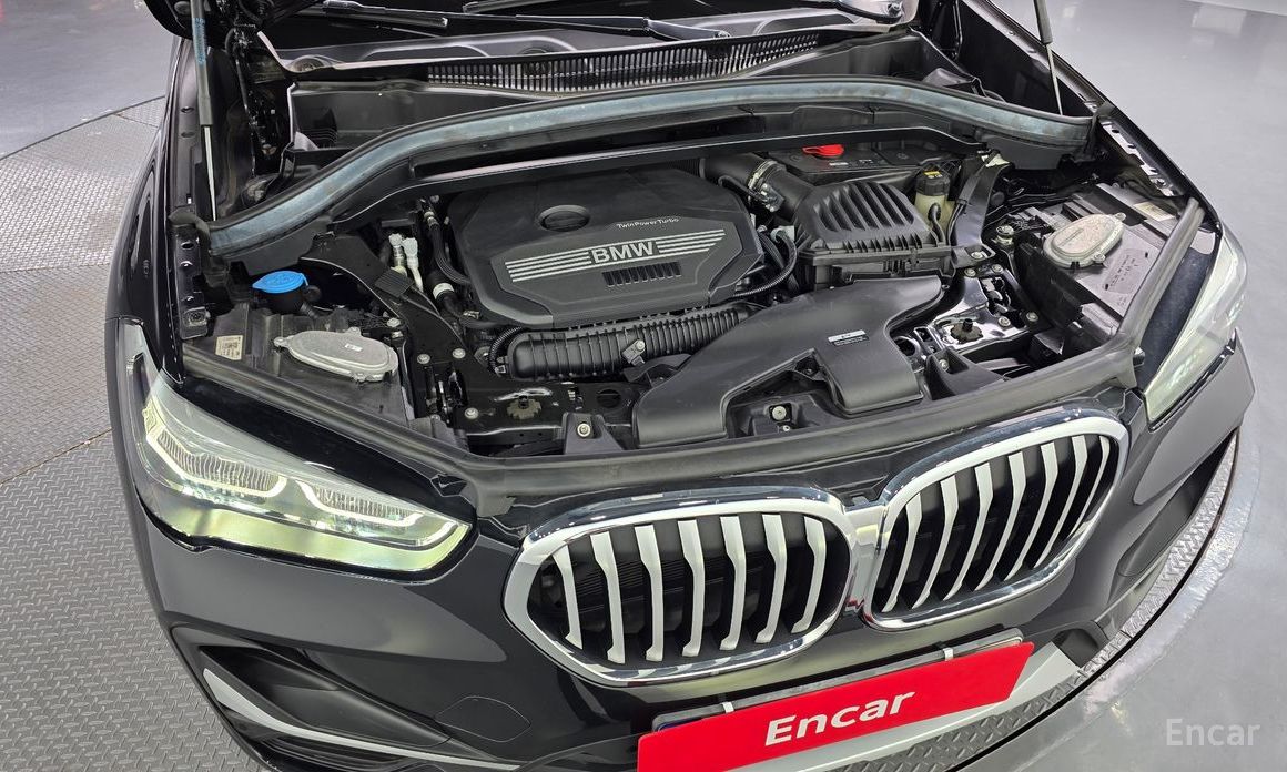 X1 (F48)xDrive 20i xLine 7