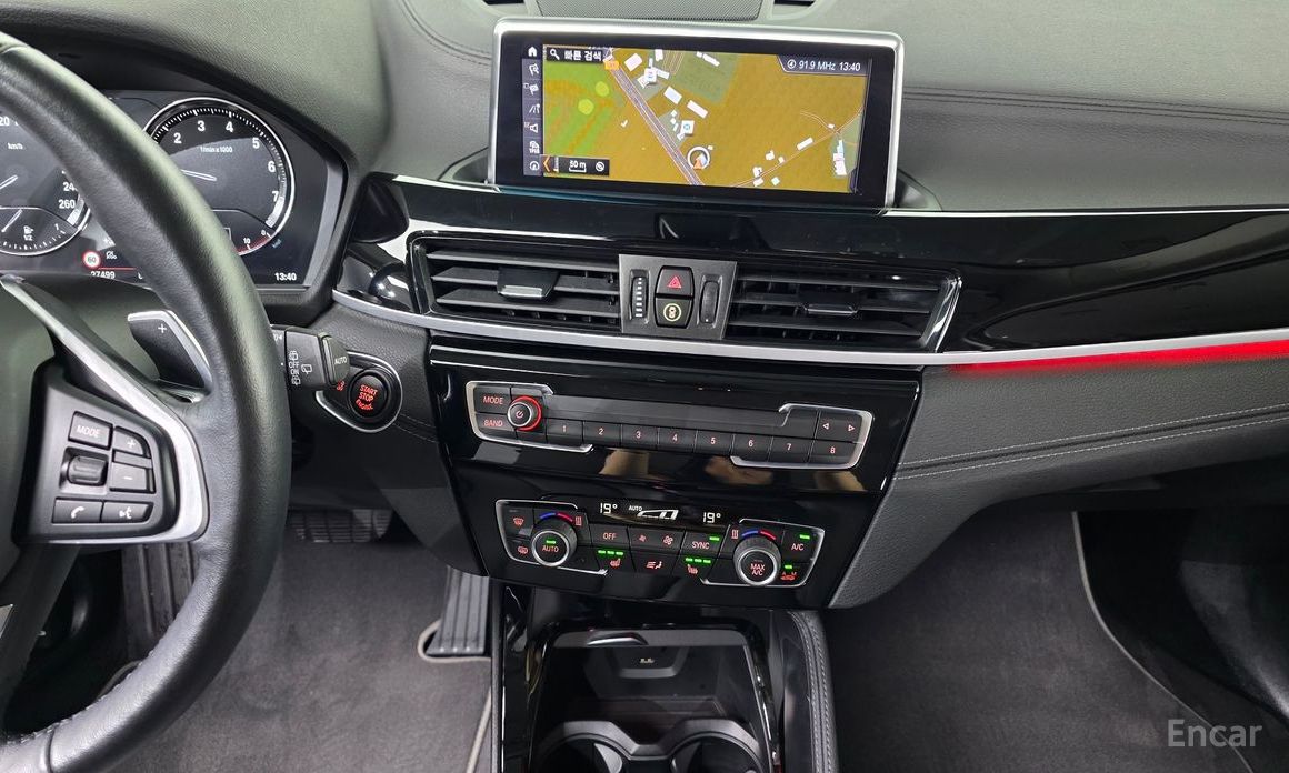 X1 (F48)xDrive 20i xLine 17
