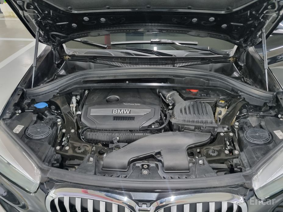 X1 (F48)xDrive 20i xLine 7