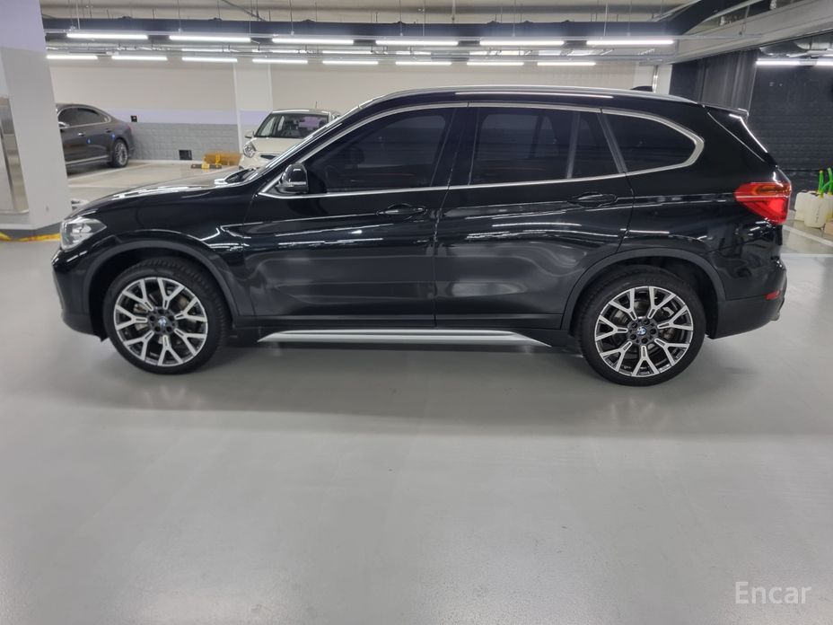 X1 (F48)xDrive 20i xLine 21