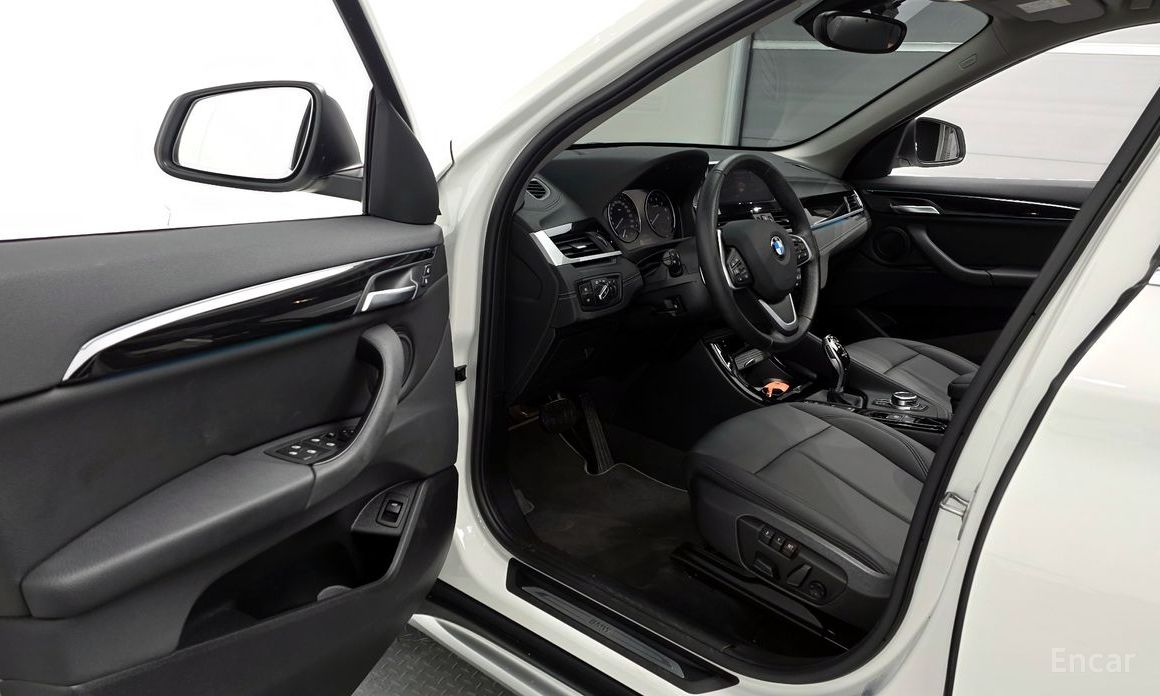 X1 (F48)xDrive 20i xLine 11