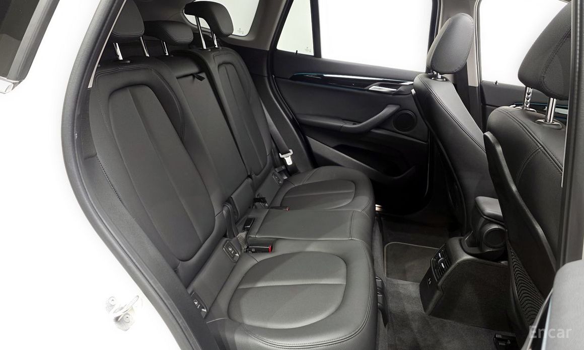 X1 (F48)xDrive 20i xLine 13