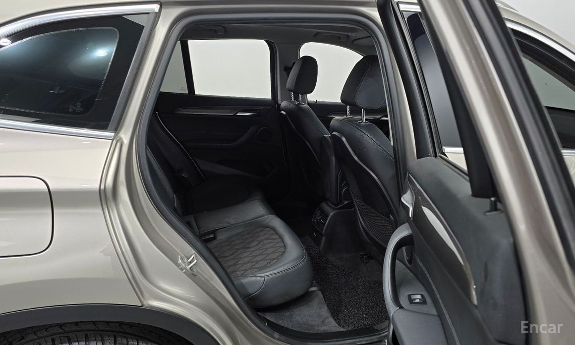 BMW X1 (F48)xDrive 20i xLine №13