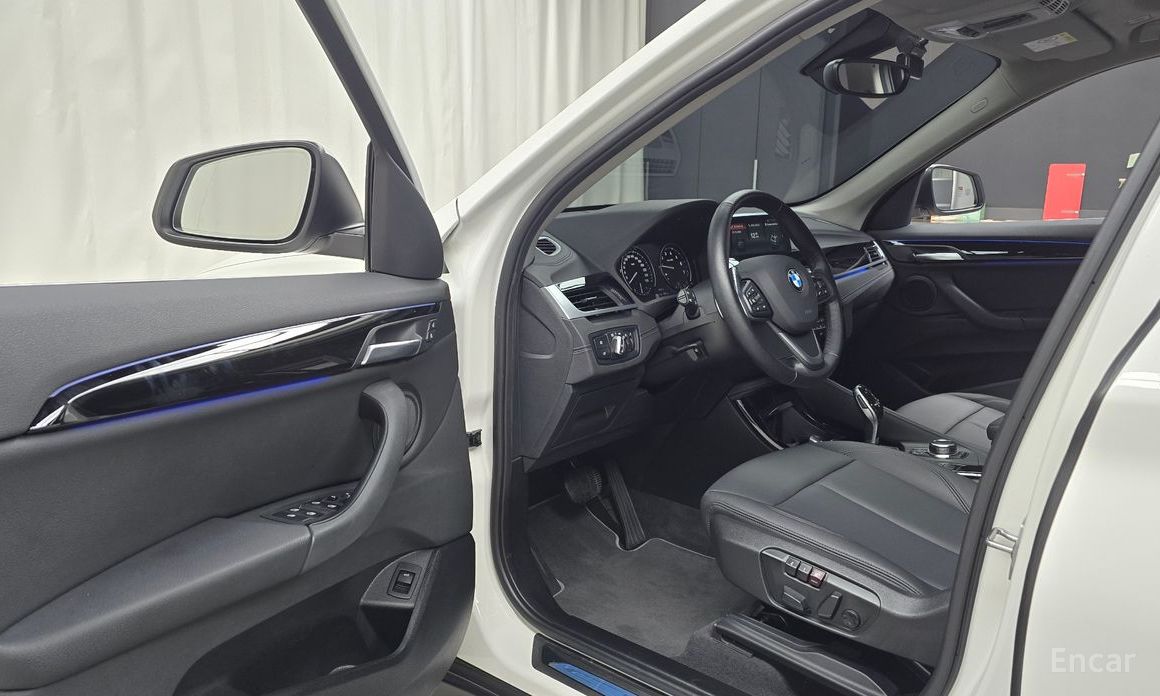 BMW X1 (F48)xDrive 20i xLine №12