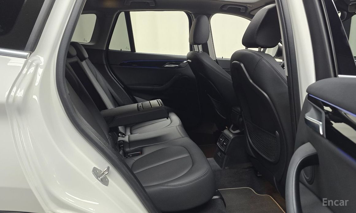 BMW X1 (F48)xDrive 20i xLine №13