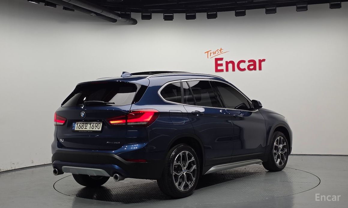 BMW X1 (F48)xDrive 20i xLine №3