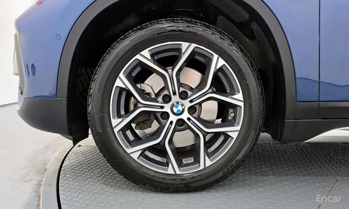 BMW X1 (F48)xDrive 20i xLine №6