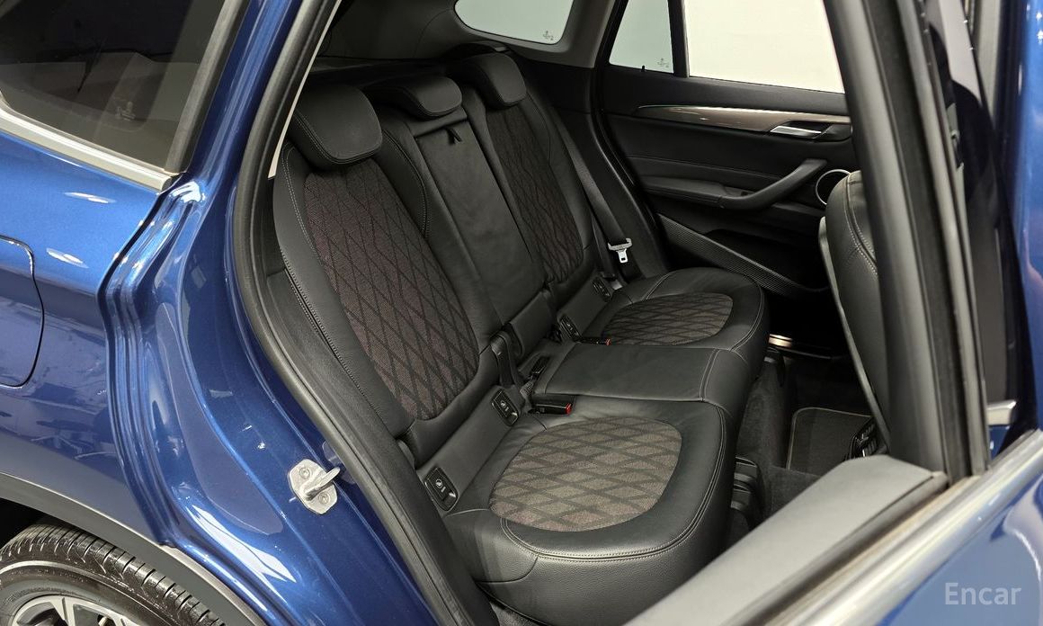 BMW X1 (F48)xDrive 20i xLine №13