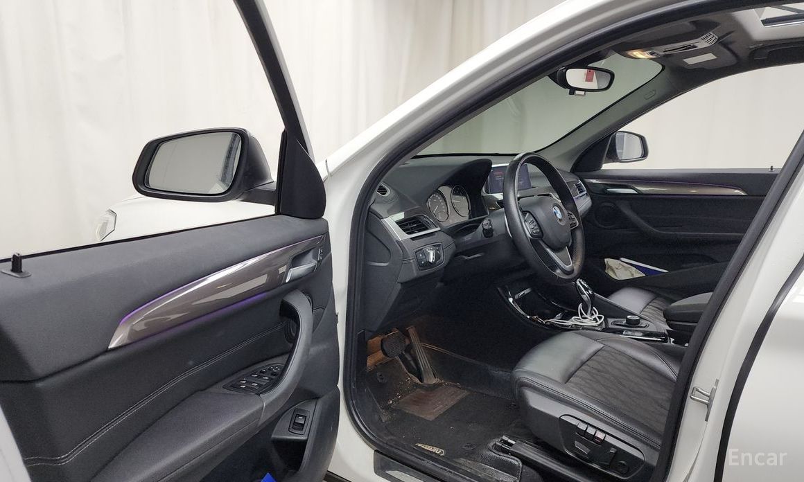 BMW X1 (F48)xDrive 20i xLine №11