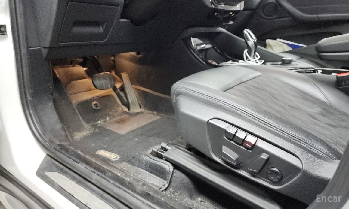BMW X1 (F48)xDrive 20i xLine №18