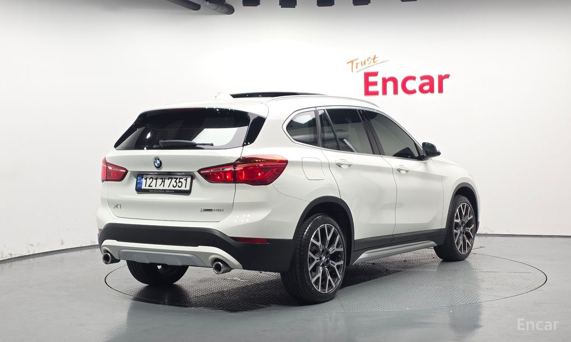 BMW X1 (F48)xDrive 20i xLine №3