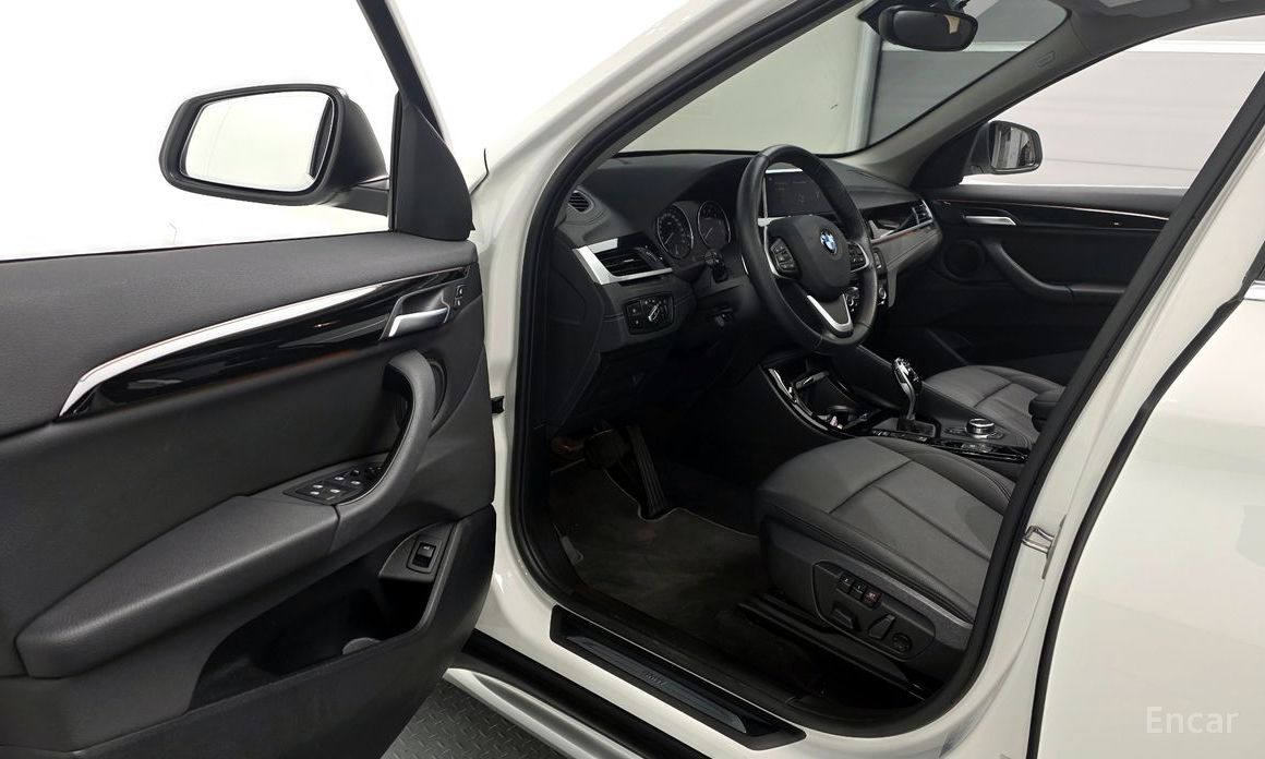 BMW X1 (F48)xDrive 20i xLine №11
