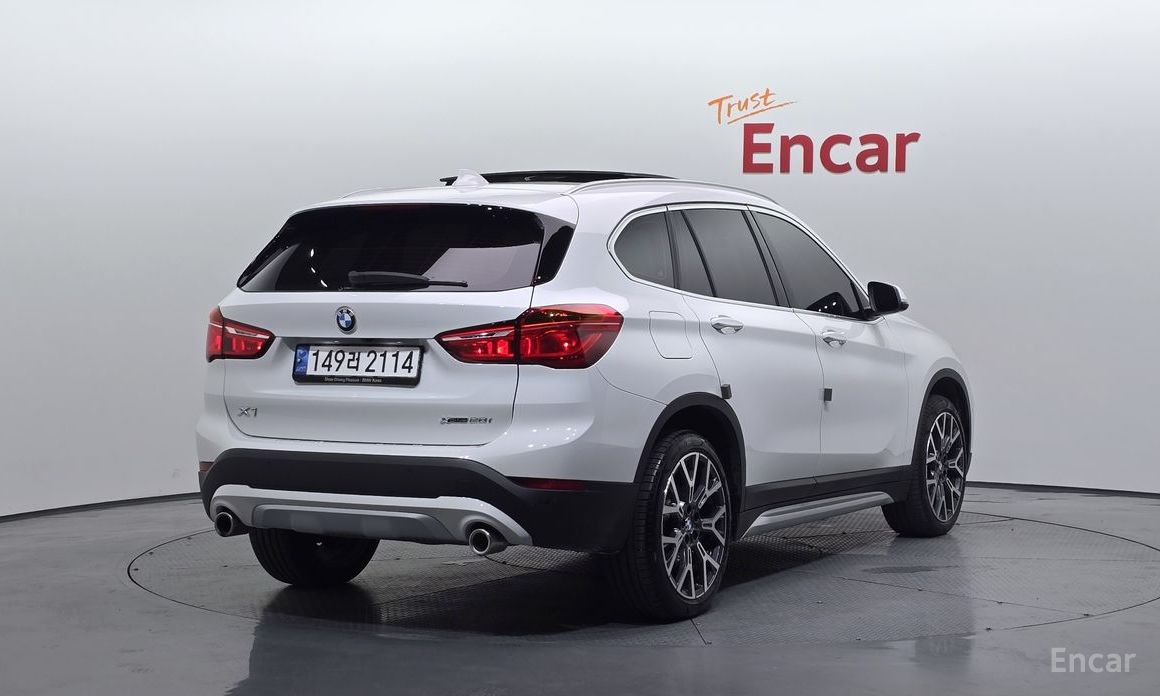 X1 (F48)xDrive 20i xLine 3