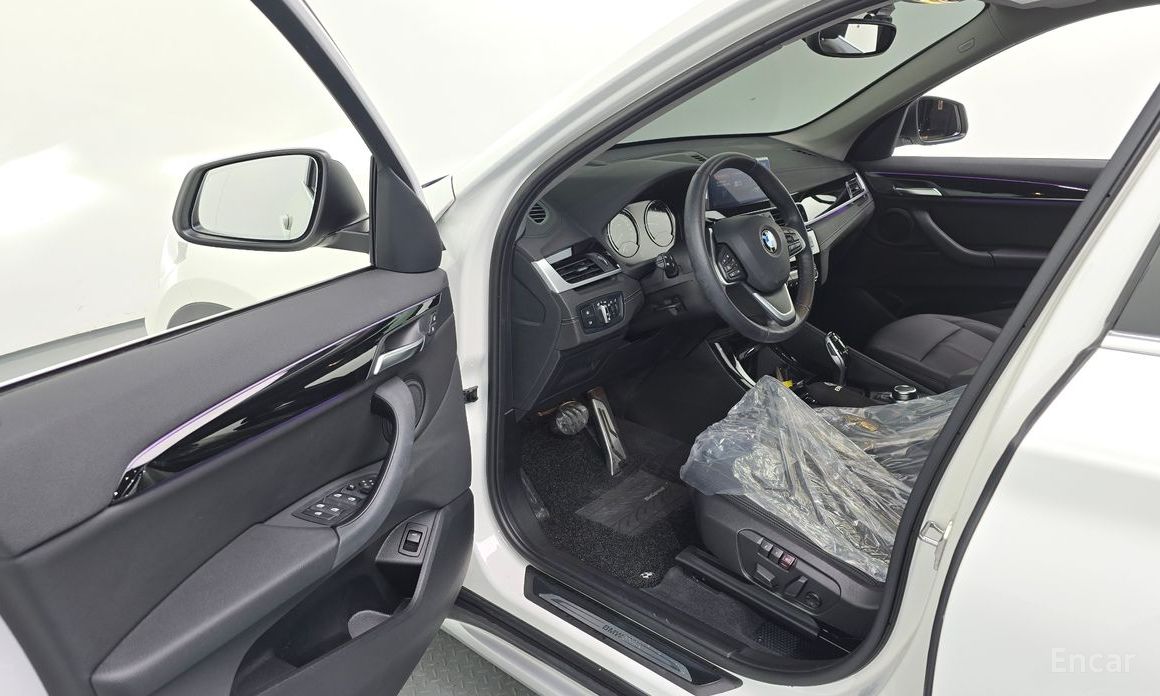 X1 (F48)xDrive 20i xLine 11