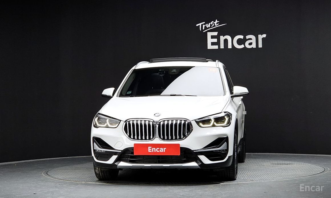X1 (F48)xDrive 20i xLine 4