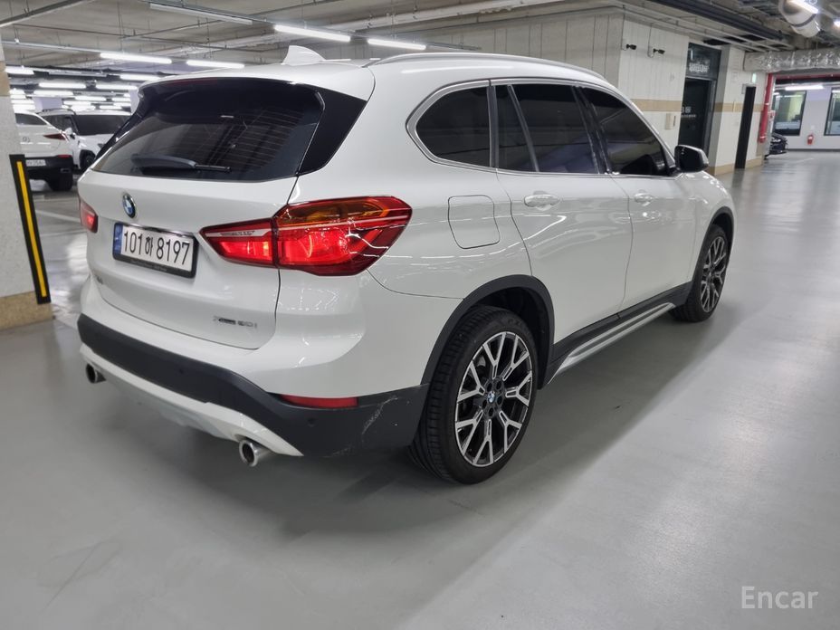 X1 (F48)xDrive 20i xLine 7